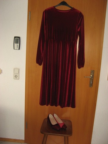 Schönes elegantes kleid - kleid, in